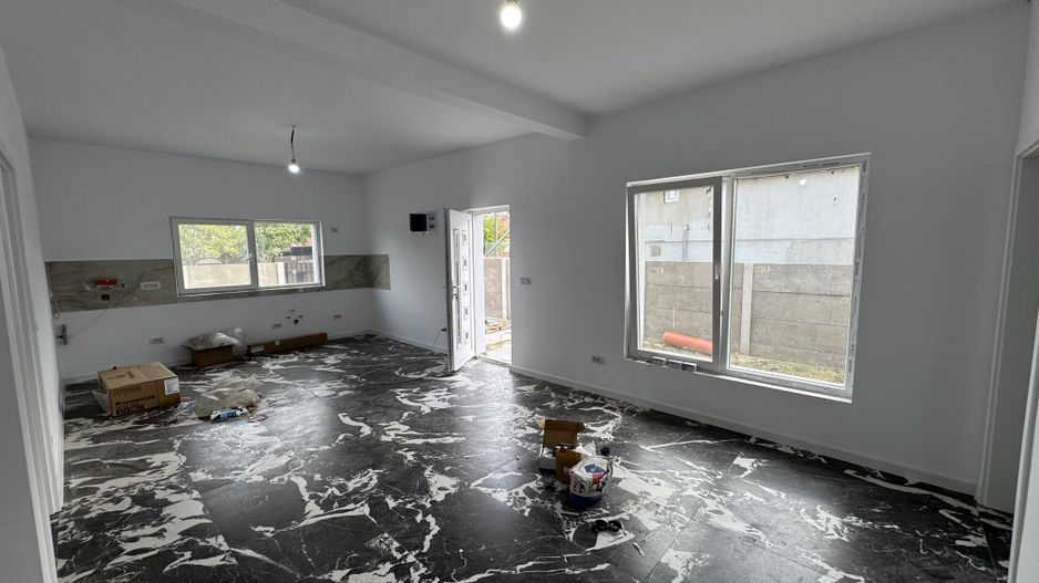 1/2 Duplex Parter Sanmihaiu Roman ,3 Camere,2 Bai,Toate Utilitatile - Poză 2