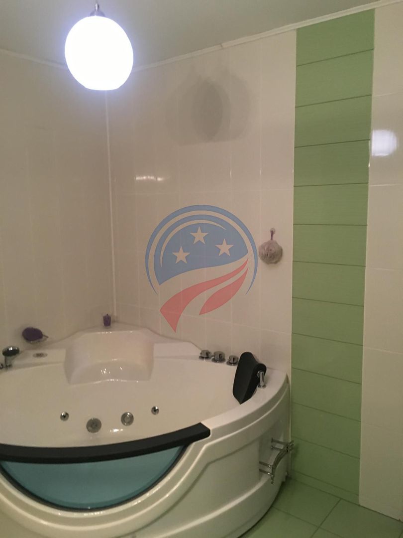 Casa lux P+E+M cu o panoramă impresionantă - Poză 7