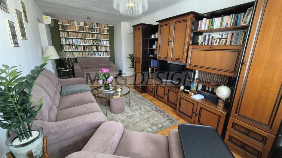 Apartament 3 camere Calea Sagului - Poză 1