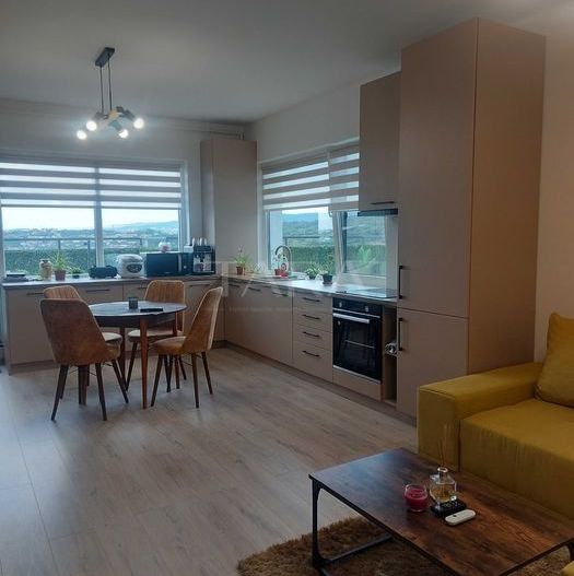 Penthouse cu 2 camere si terasa de 80 mp – Baciu zona Petrom - Poză 1