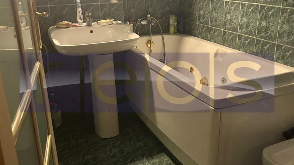 VANZARE 4 CAMERE  DECOMANDAT UNIRII -FFANTANI - Poză 11