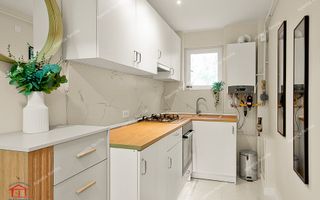 Inchiriere apartament 3 camere decomandat zona centrala - Poză 7