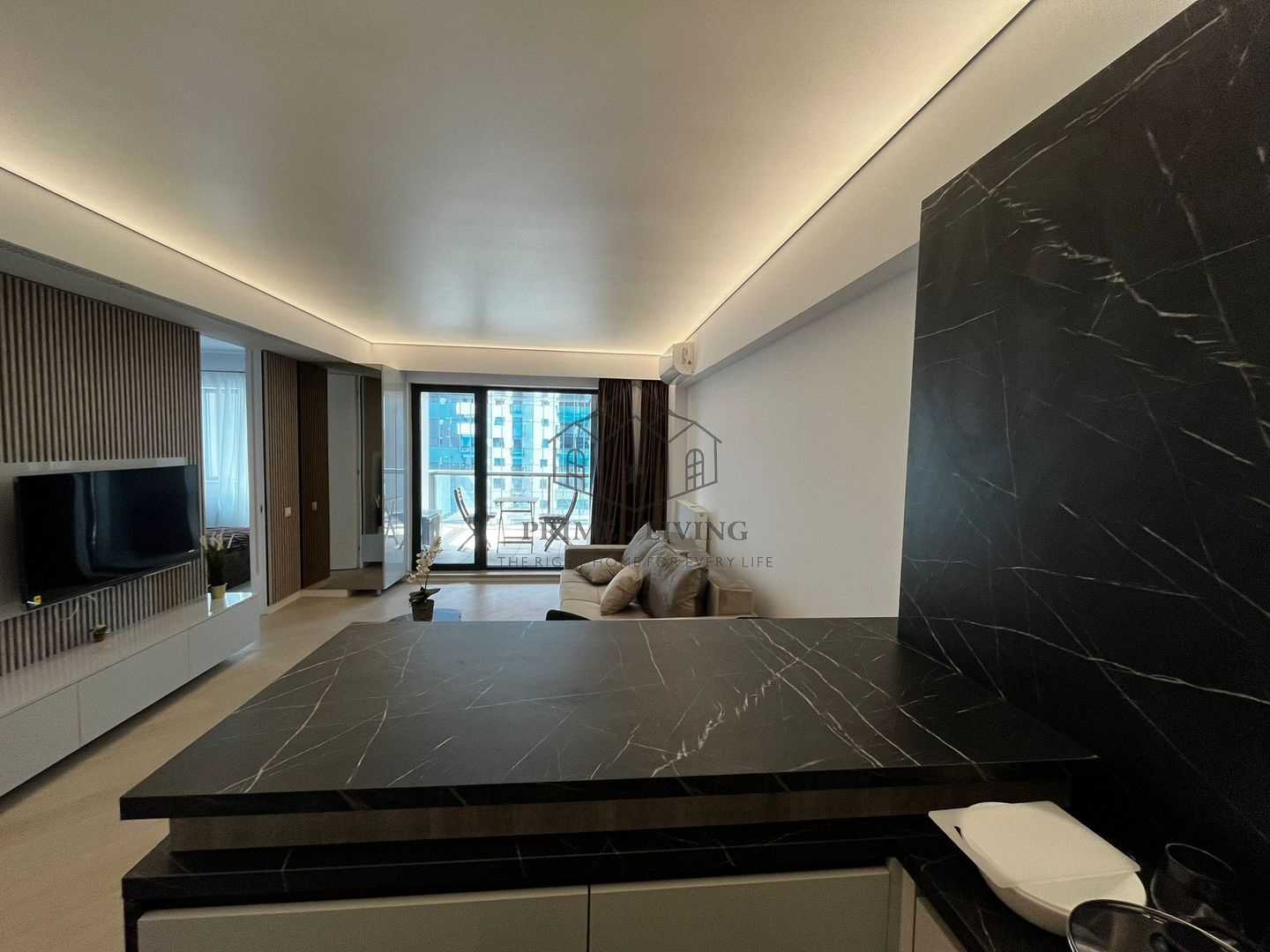 APARTAMENT COCHET CU 2 CAMERE LA INCHIRIERE IN CORTINA NORD - Poză 7