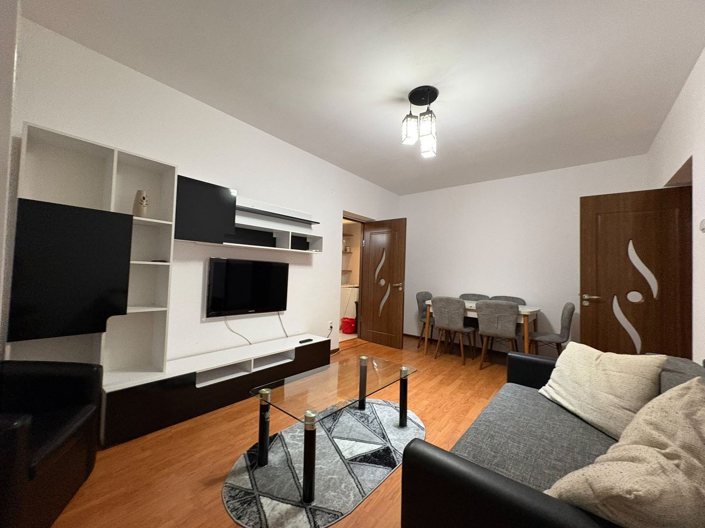 AP. 2 CAMERE - PIATA SUDULUI, BUCATARIE INCHISA, METROU 7 MIN, MODERN - Poză 1