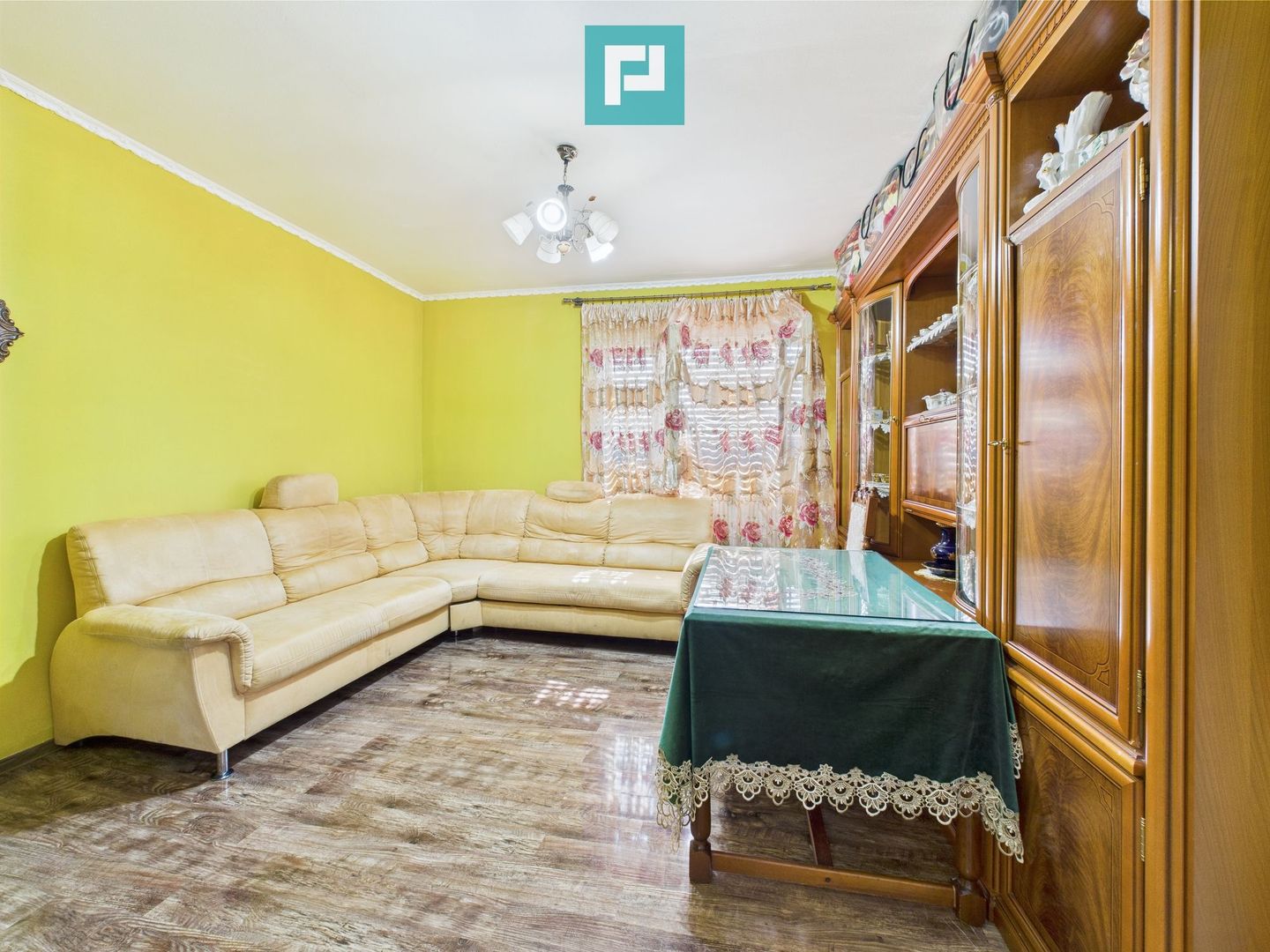 Casă cu 4 camere în Pârneava - Poză 10