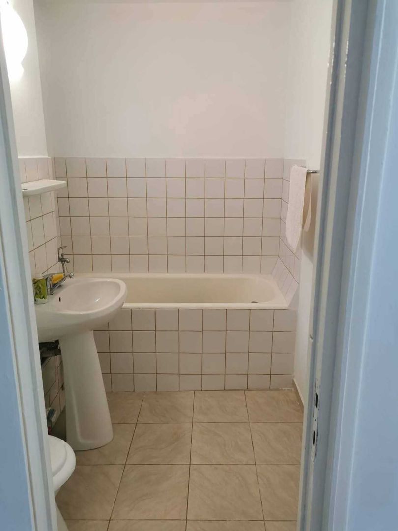 De închiriat: apartament 3 camere -  Lujerului - metrou - Veteranilor - Poză 3