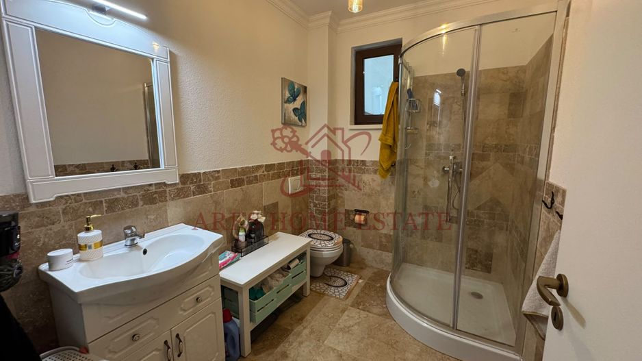 Casa 4 dormitoare, 3 bai, bucatarie inchisa si gradina – Bogdanestilor - Poză 23