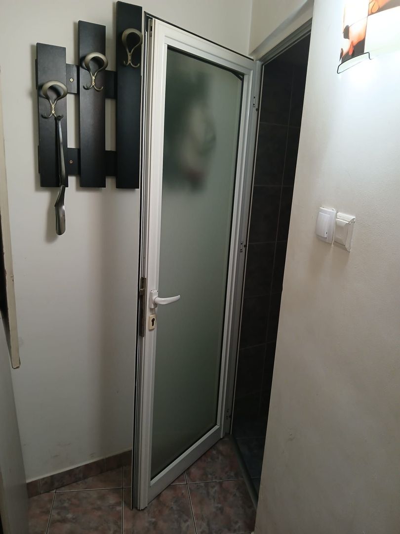 ofer spre vanzare garsoniera zona Crisan, etaj 3 - Poză 5