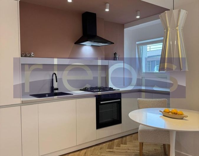 VANZARE GARSONIERA | ZONA DECEBAL - Poză 1