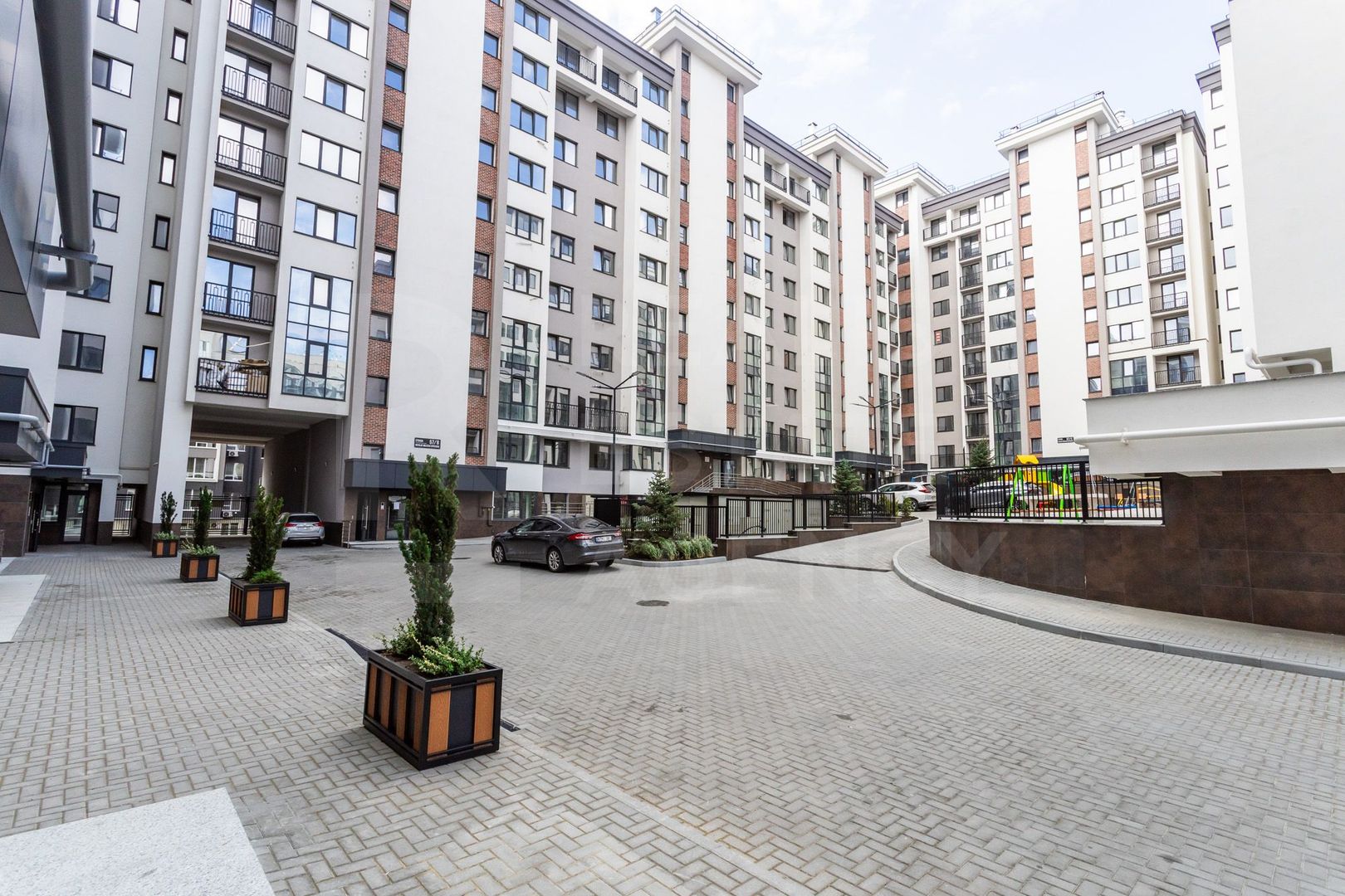 Vânzare, 3 camere, Strada Nicolae Milescu Spătarul, Ciocana - Poză 16