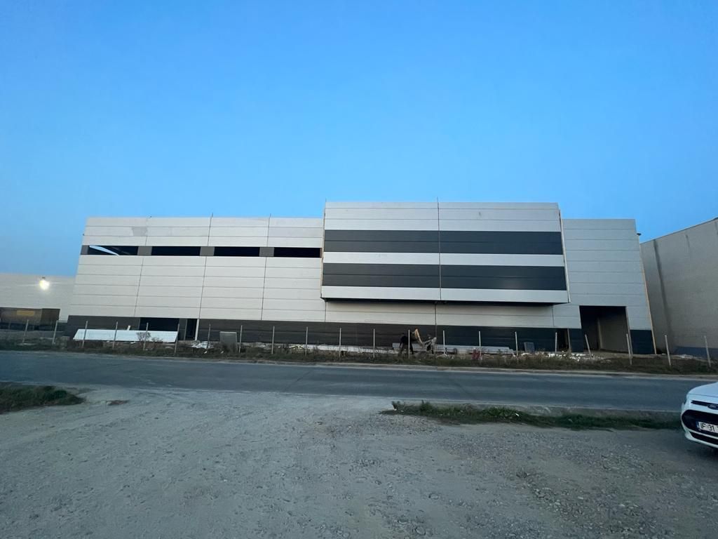 De inchiriat hala industriala in Mogosoaia / Buiacului - Poză 1