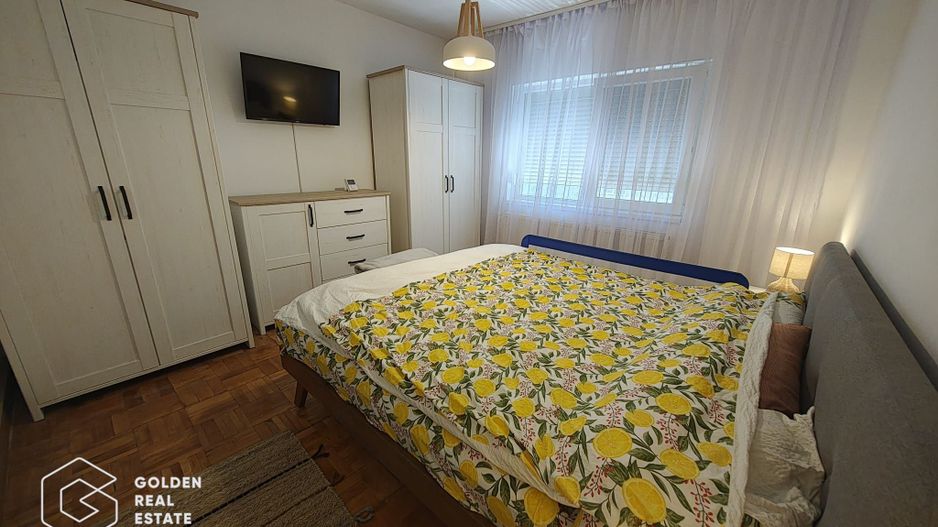 Apartament cu 3 camere în zona Miorita - Poză 6