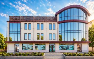 Clădire de birouri premium de închiriat | 660 mp | P+2+M | Comision 0% - Poză 1