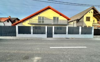 Casă individuală de vanzare  cu garaj și curte proprie – Hălchiu - Poză 33