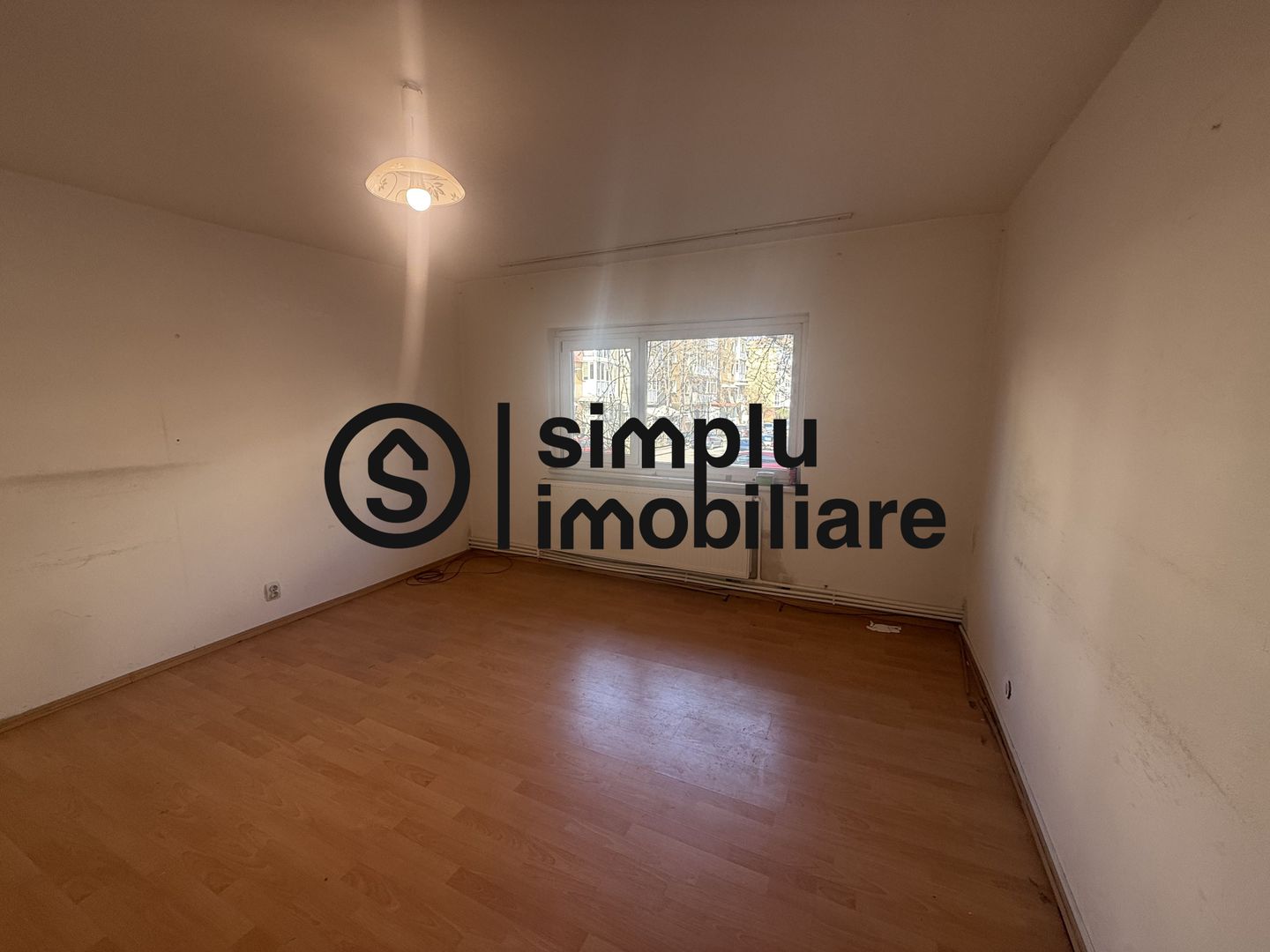 2 camere, parter, centrala termica, Rovine - 110 000 Euro - Poză 1