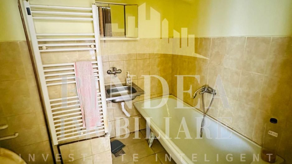 Apartament 1 camera 50mp utili etaj 1 Traian- centrala proprie - Poză 7