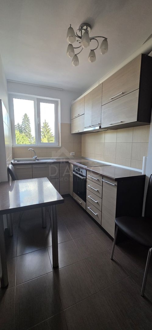 Închiriez apartament cu 2 camere 10 minute de Univ. Petru Maior - Poză 6