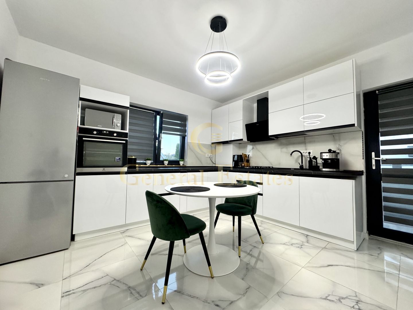 Vânzare Casă - P+ 1 - 116 m.p. - Mutare imediată în Lunca Cetățuii - Poză 16