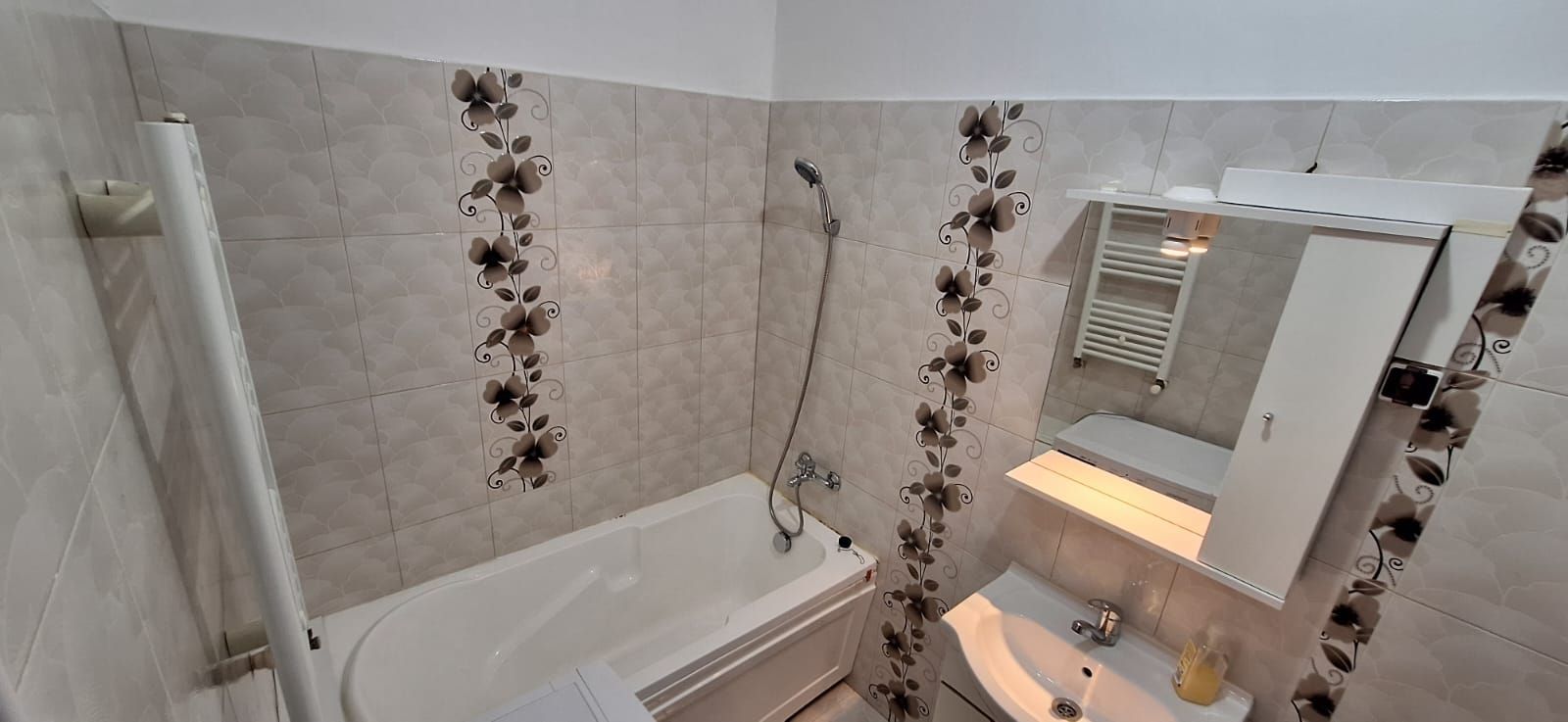 Garsoniera Decomandata Berceni Aparatorii Patriei - Drumul Cretestilor - Poză 8