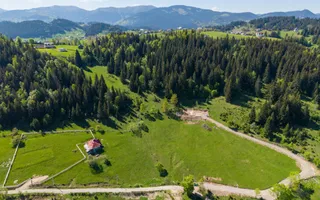 Fundata-Teren de vanzare 15,771 mp intravilan+extravilan+padure - Poză 14