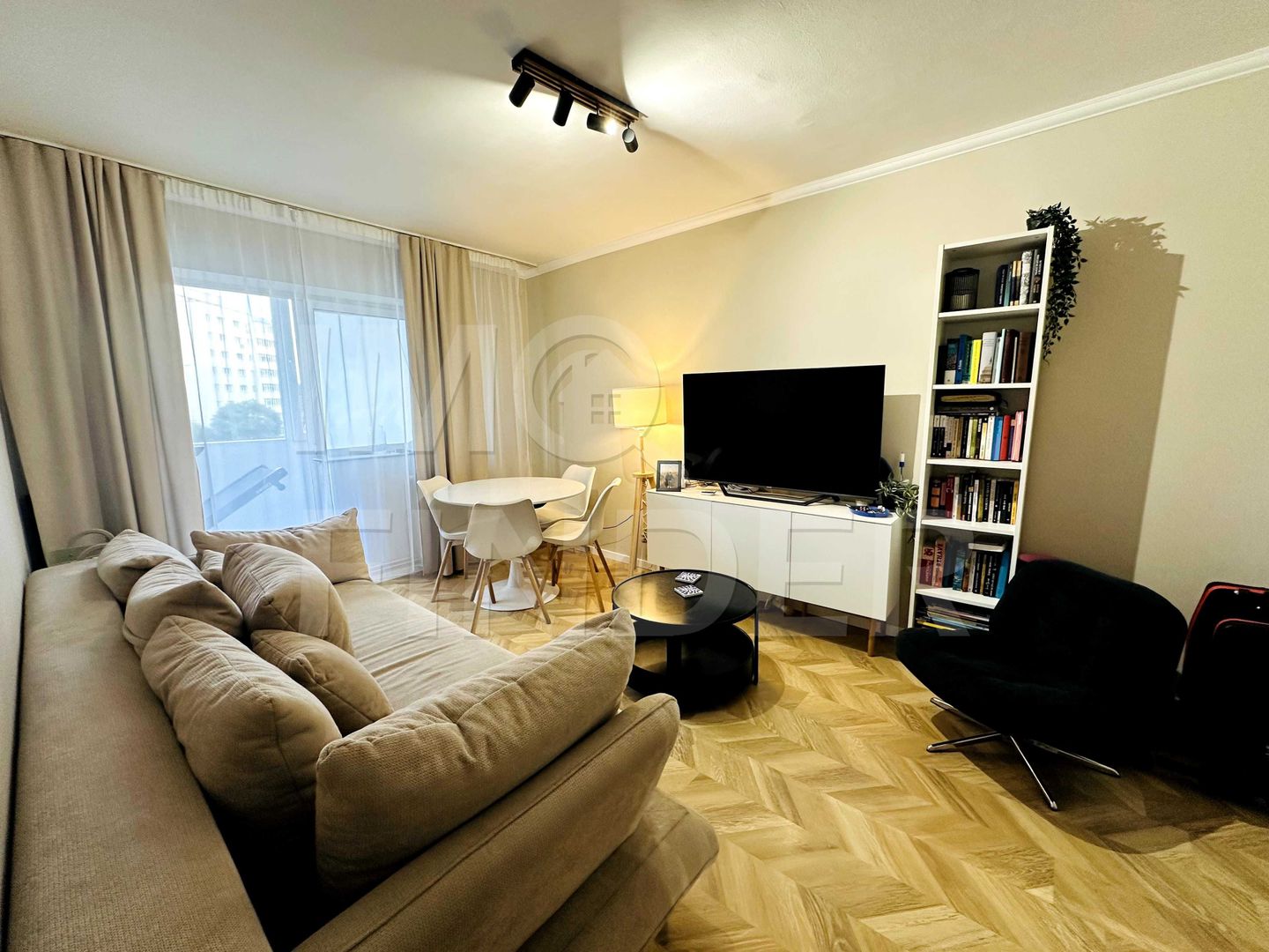 Apartament 2 camere decomandat, renovat, zona centrala Manastur - Poză 1