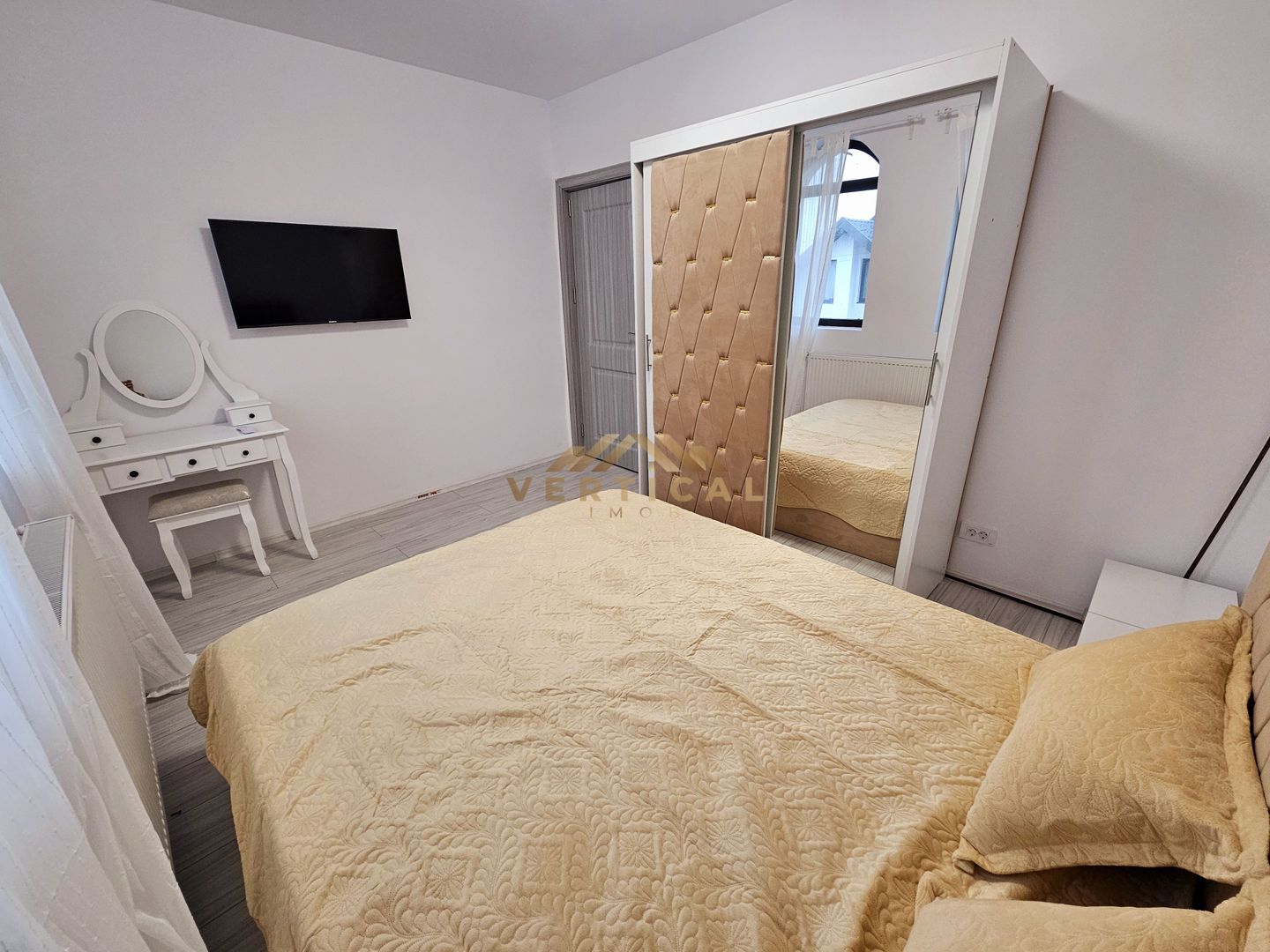 Vila 5 camere complet mobilata si utilata - comuna Berceni - Poză 9