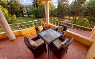 Vilă în Făget | Sediu companie | 2.412 mp teren 8 parcări - Poză 9
