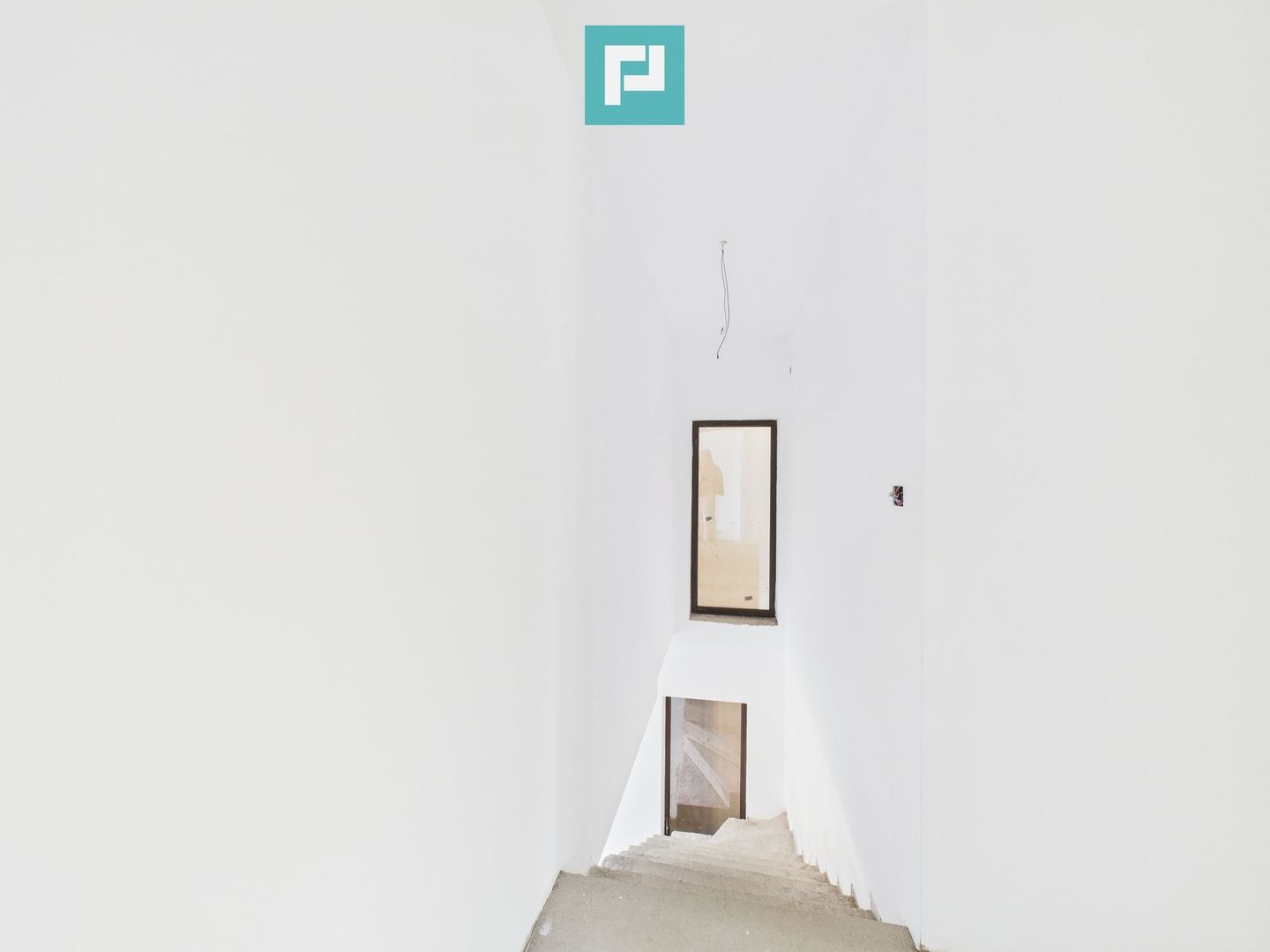 Casa cu 5 camere in Livada - Poză 34