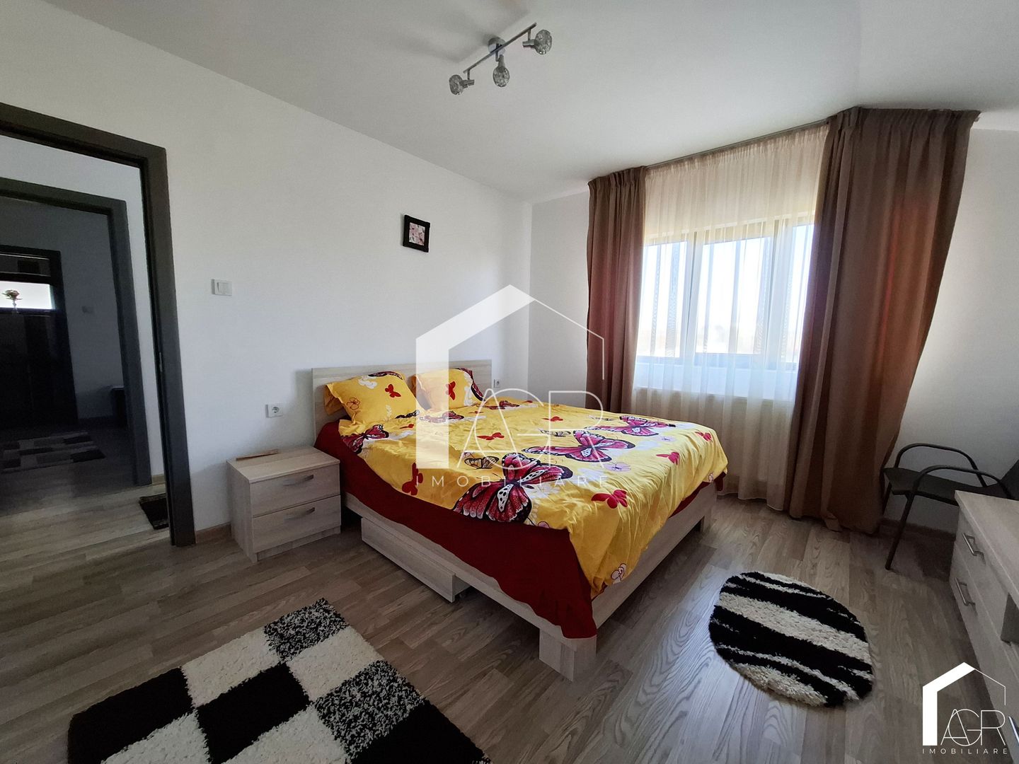 Vila cu 7 camere de vanzare in Paulesti - Poză 17