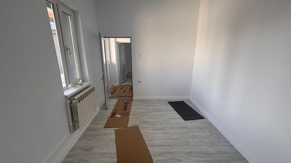 Casa complet renovata – ideala pentru locuinta, birouri sau investitie | - Poză 9