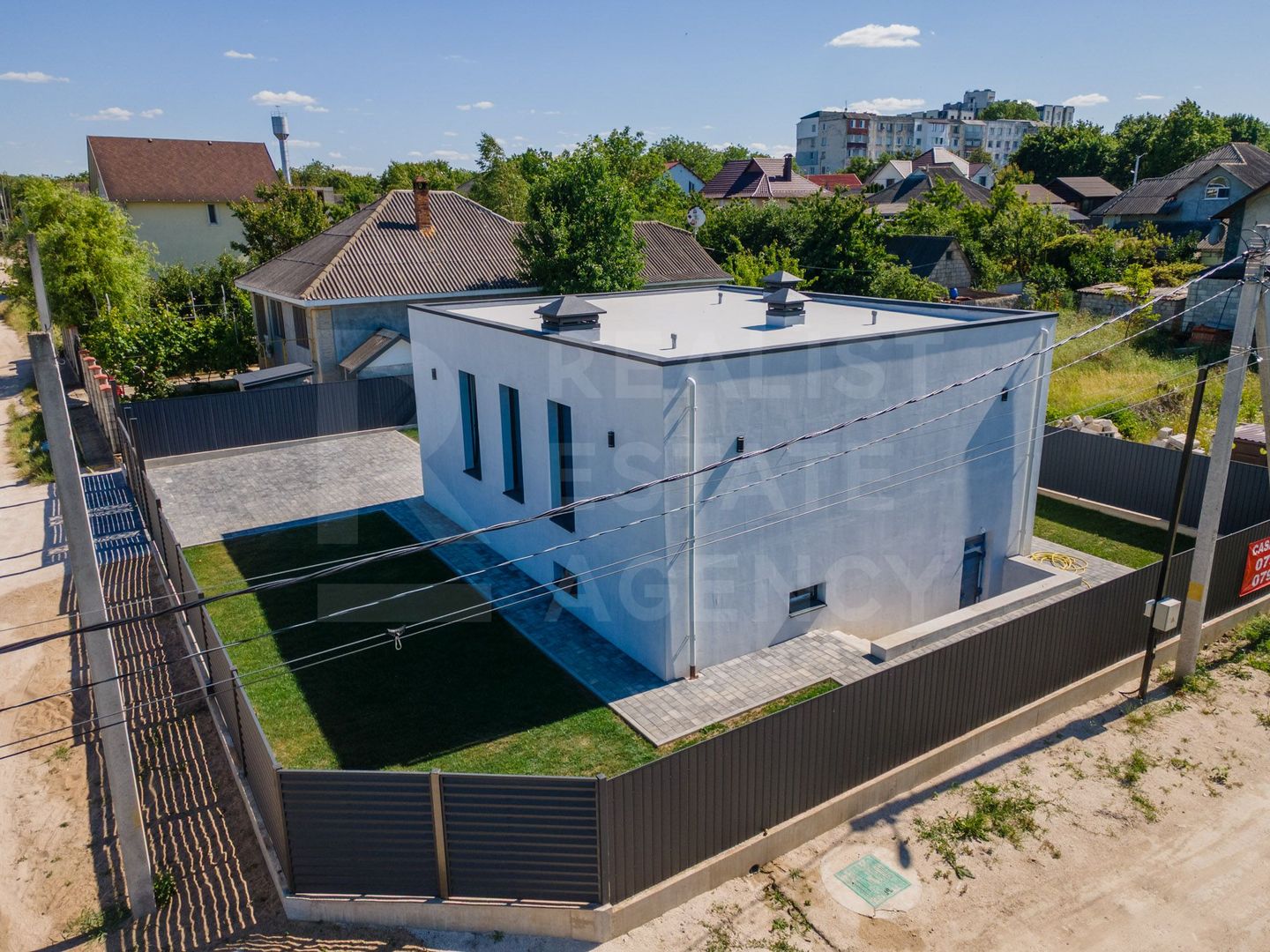 Vânzare,casă Hi-Tech, 3 camere, Porumbeni, raionul Criuleni - Poză 11