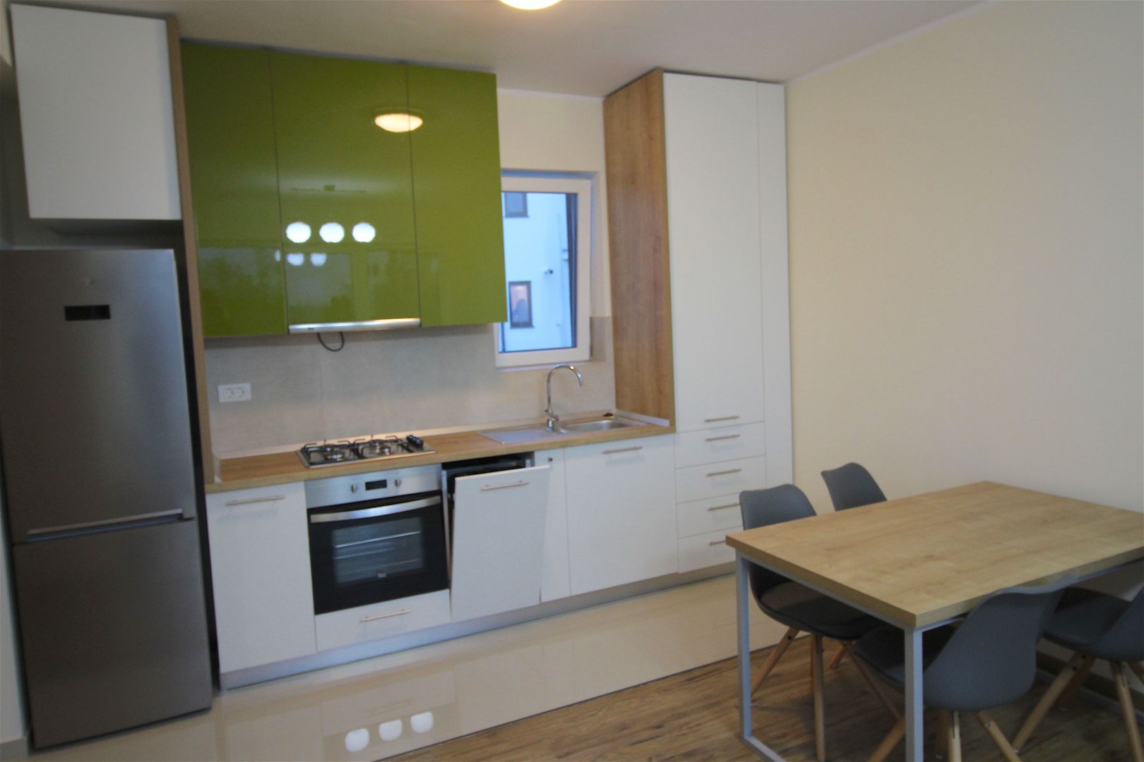 Apartament cu 2 camere de închiriat în zona Braytim - Poză 6