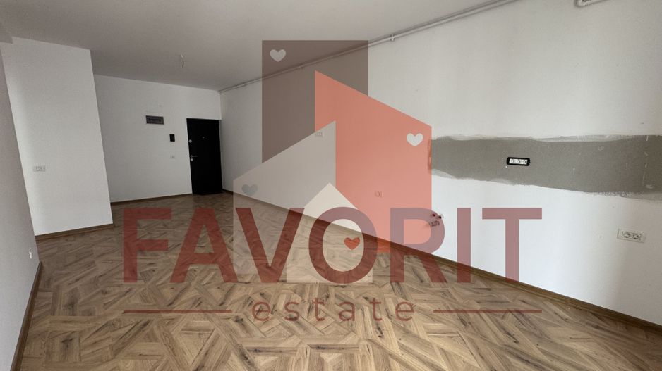 Etaj intermediar. Loc de parcare. Disponibil imediat - Poză 3