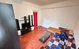 DE VANZARE GARSONIERĂ ÎN VILĂ | ULTRACENTRAL | CURTE | CENTRALĂ PROPRIE - Poză 2