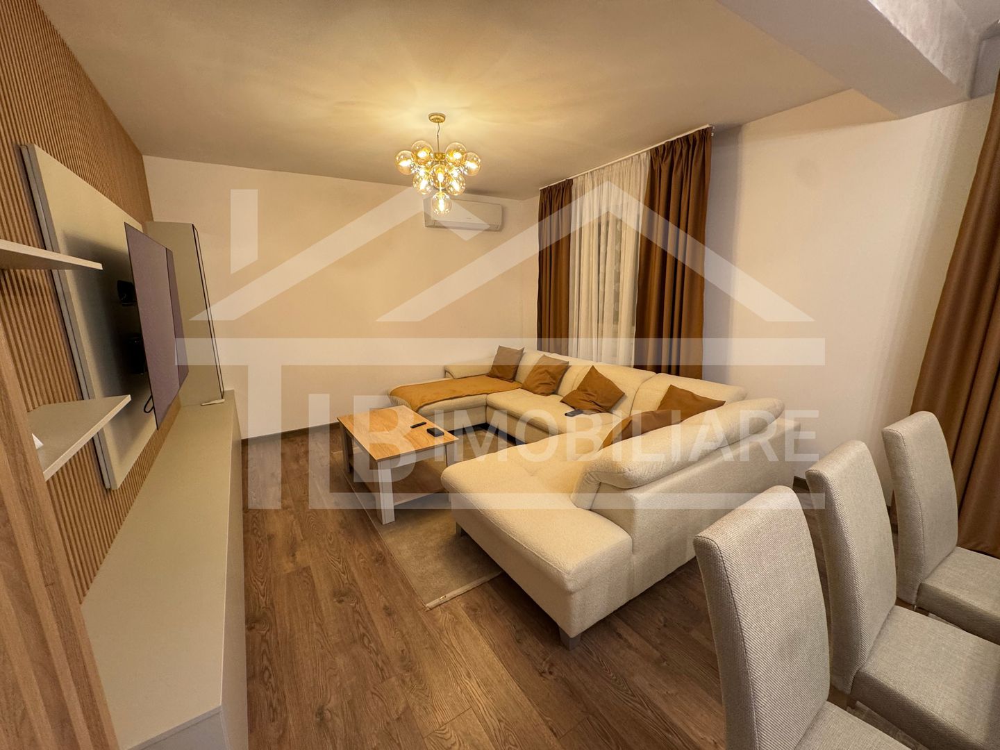 Casa cu 4 camere, 160 mp, Zona Sancraiu de Mures - Poză 5
