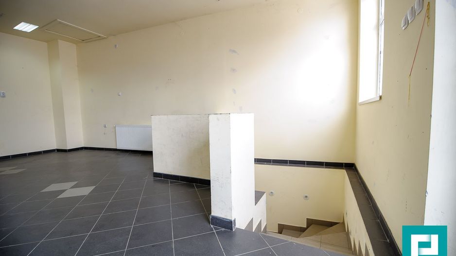 Spațiu comercial Arad, strada Dorobanților 254 mp. - Poză 5