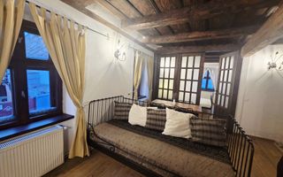 Apartament 3 camere de închiriat Zona Ultracentrală Sibiu - Poză 2