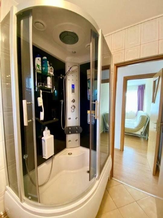 Vila luminoasa Crangasi/ Giulesti,  245 MP construiti, utilitati, 340000 EUR - Poză 9