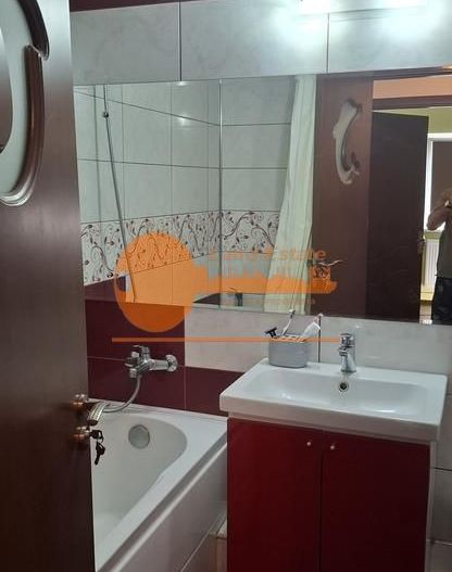Apartament cu 2 camere in zona Teiul Doamnei - Poză 9