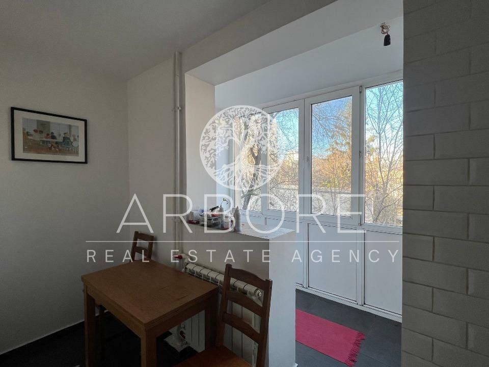 3 camere Titan, langa Parc si Stadionul National - Poză 7