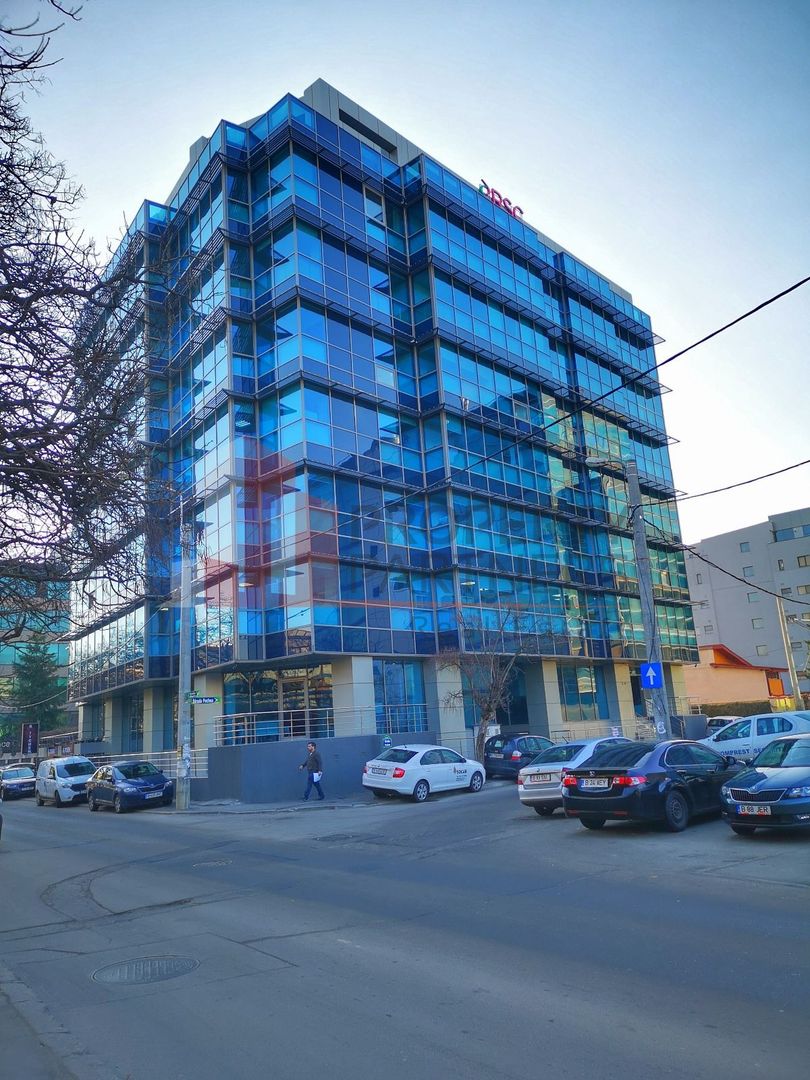 Cladire birou Baneasa inchiriata 100% - Poză 1