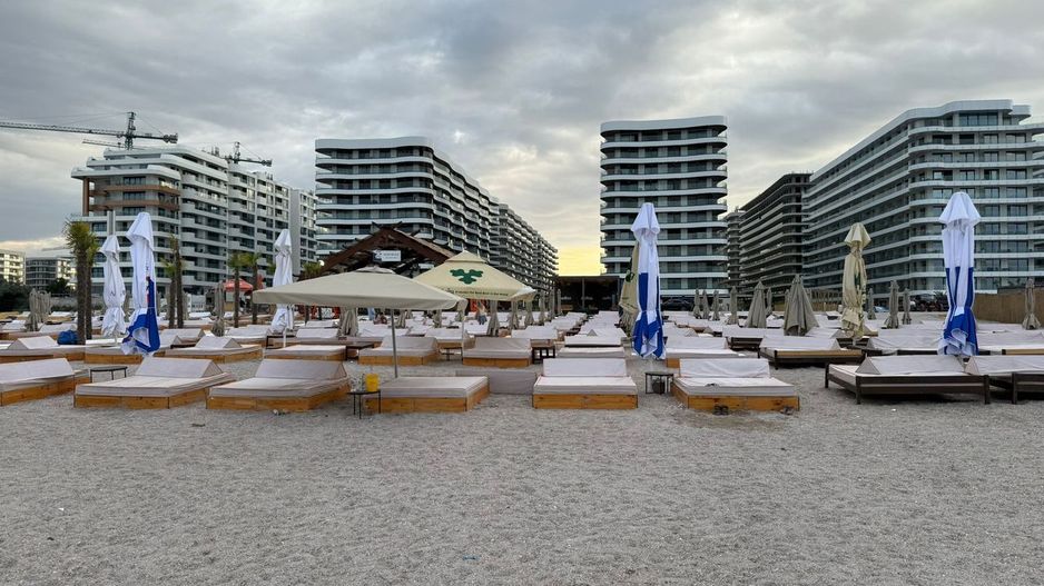 De vanzare apartament 2 camere Casa Del Mar - Mamaia Nord - Poză 1