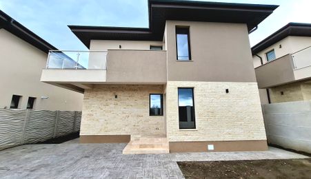Vila P+1E, cu 4 camere, de vanzare, Paulesti
