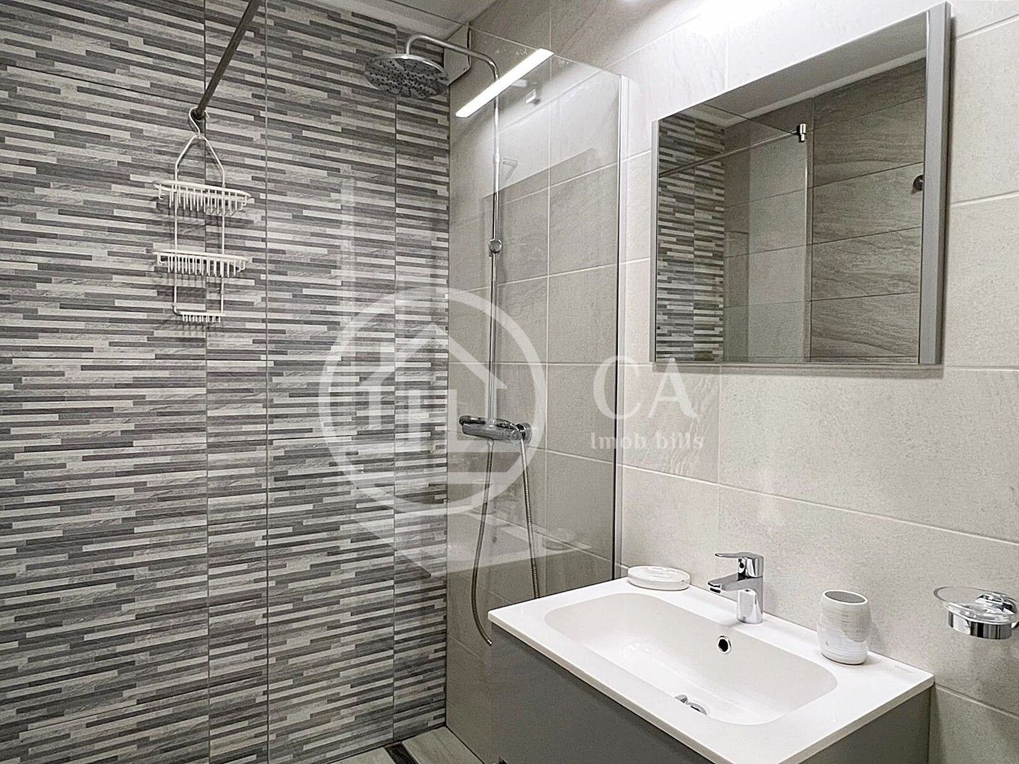Apartament de inchiriat cu 2 camere in cartierul West Residence, Oradea - Poză 10