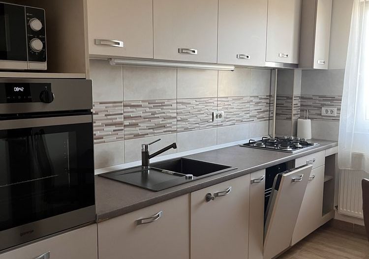 Giroc | 2 Camere | Curte proprie | Mobilat si Utilat - Poză 1