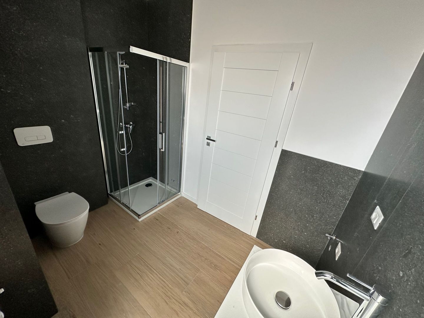 Apartament 3 camere bloc nou - Poză 8