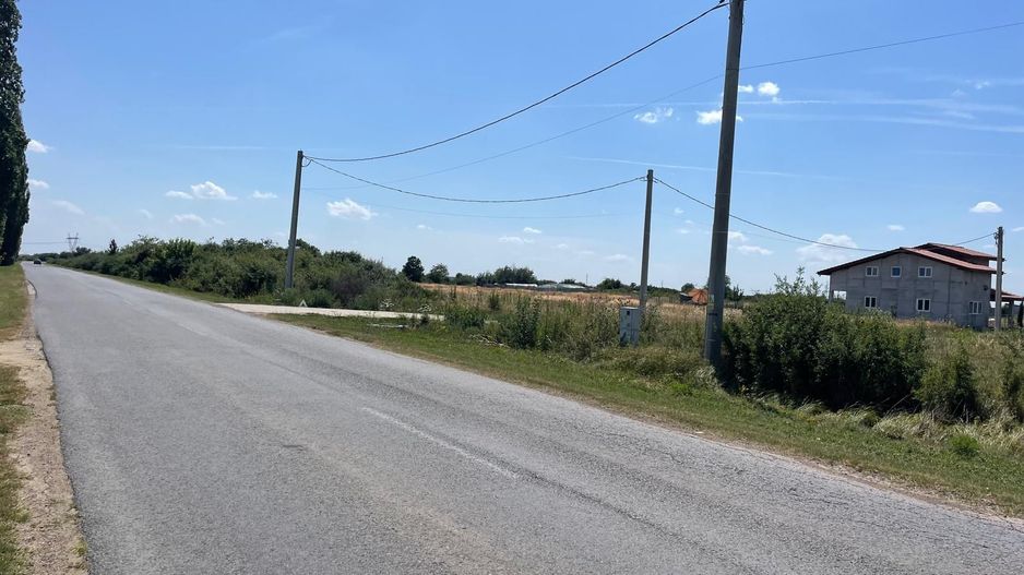 Teren la asfalt Covaci I 770mp I - Poză 3