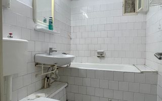 Apartament cu 3 camere | Zona Rogerius | Oradea - Poză 10