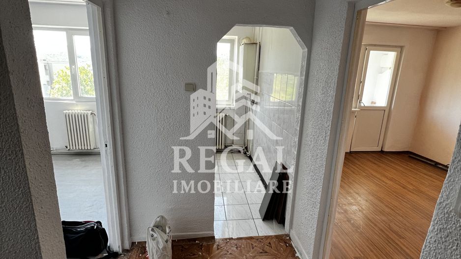 Apartament 2 camere decomandat – Micro 7 | Etaj 2 | Balcon | Panoramă - Poză 6