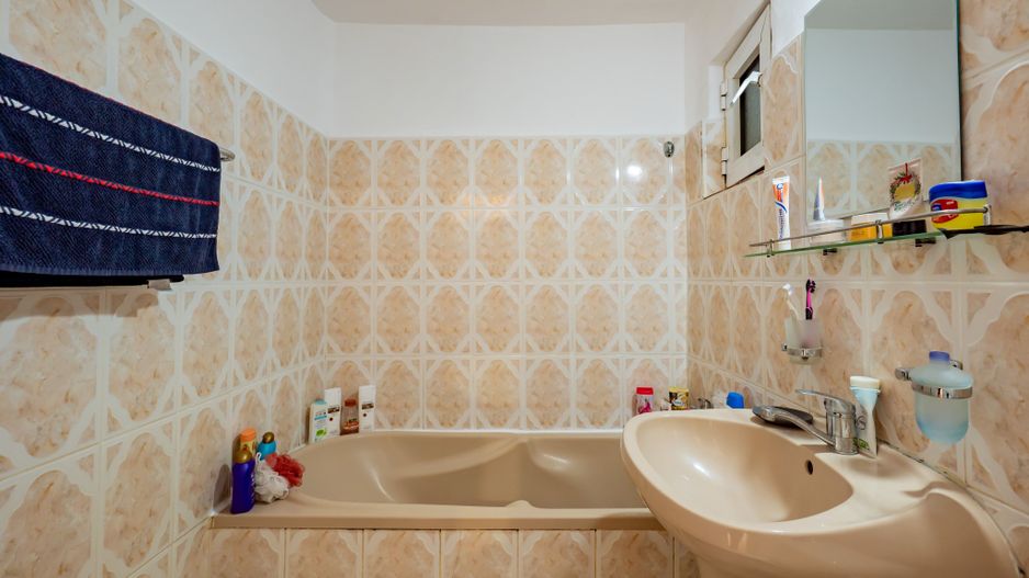 2 camere decomandate | Tomis III | Etaj 1 | Centrală proprie - Poză 11